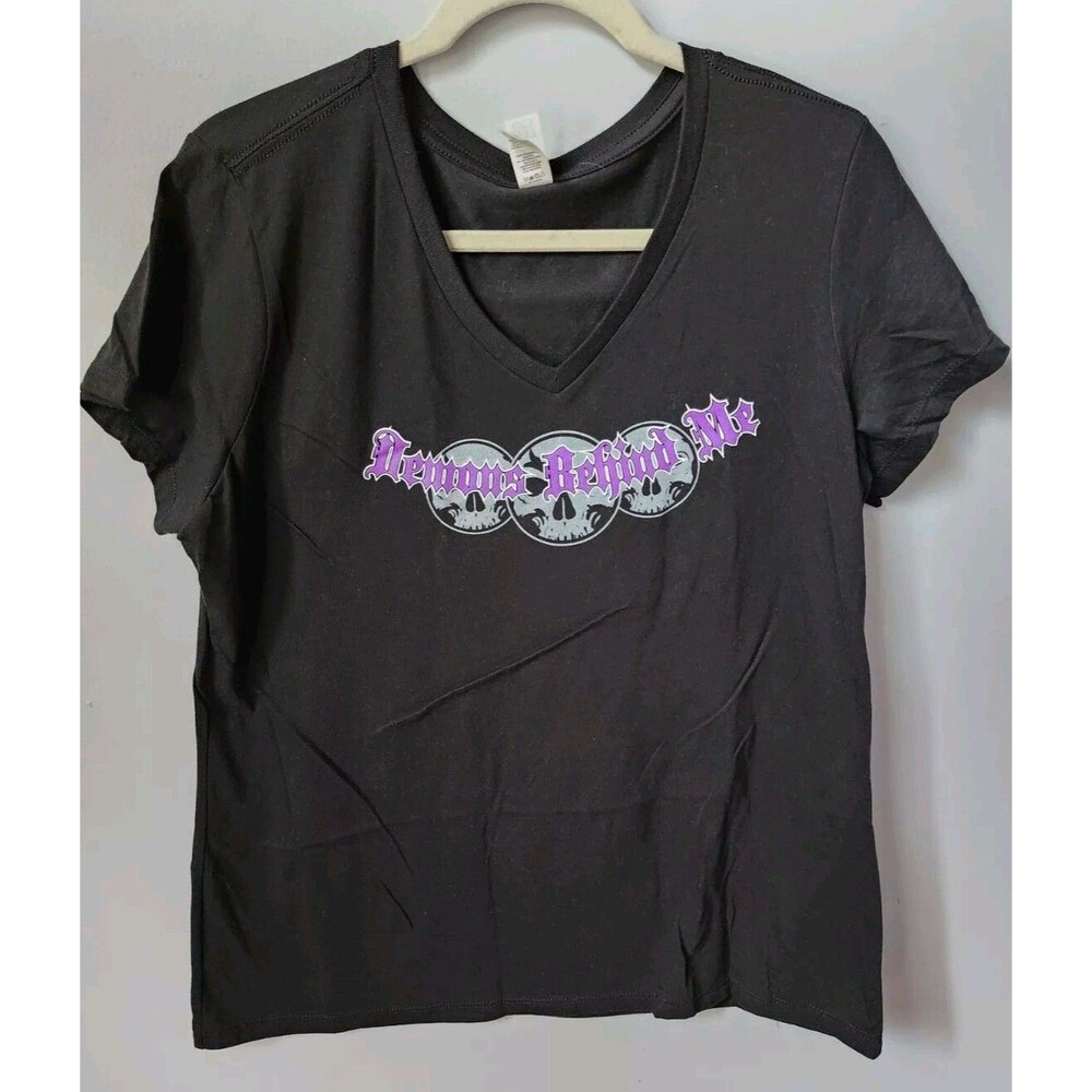 Women's NWT Demons Behind Me Black & Purple V-Neck Skulls T Shirt Size XL